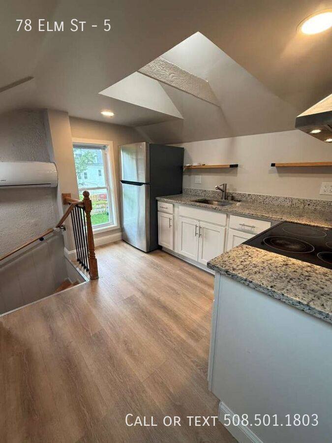 Apartment for rent at 78 Elm St #5, Worcester, MA 01609