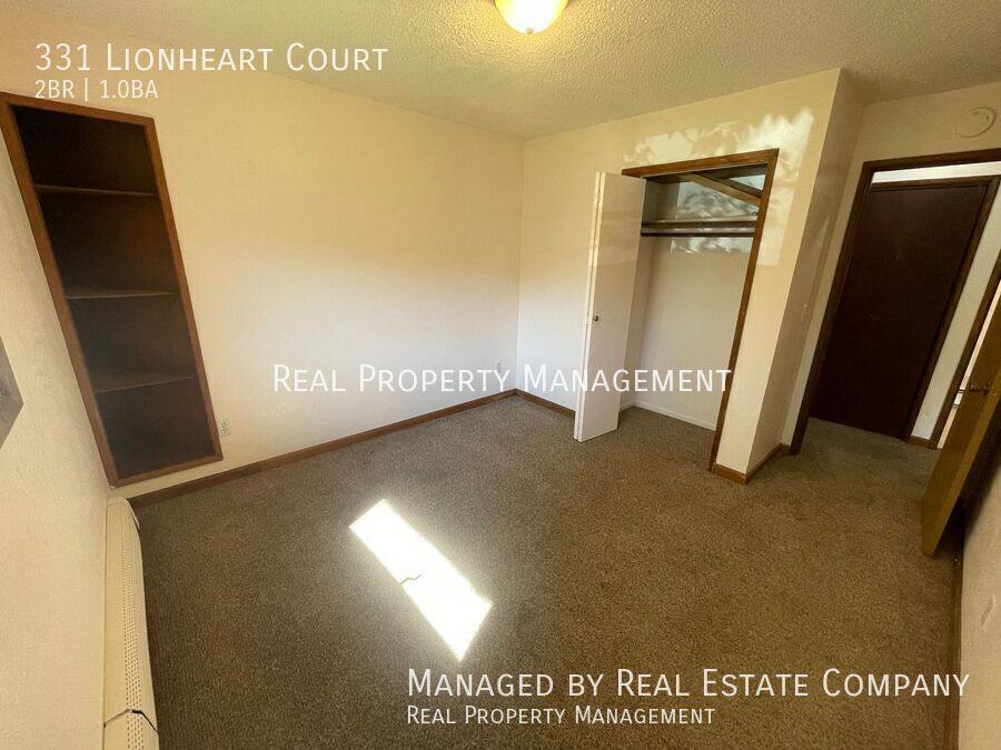 House for rent at 331 Lionheart Court, Anchorage, AK 99508