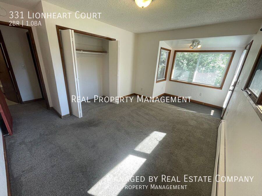 House for rent at 331 Lionheart Court, Anchorage, AK 99508