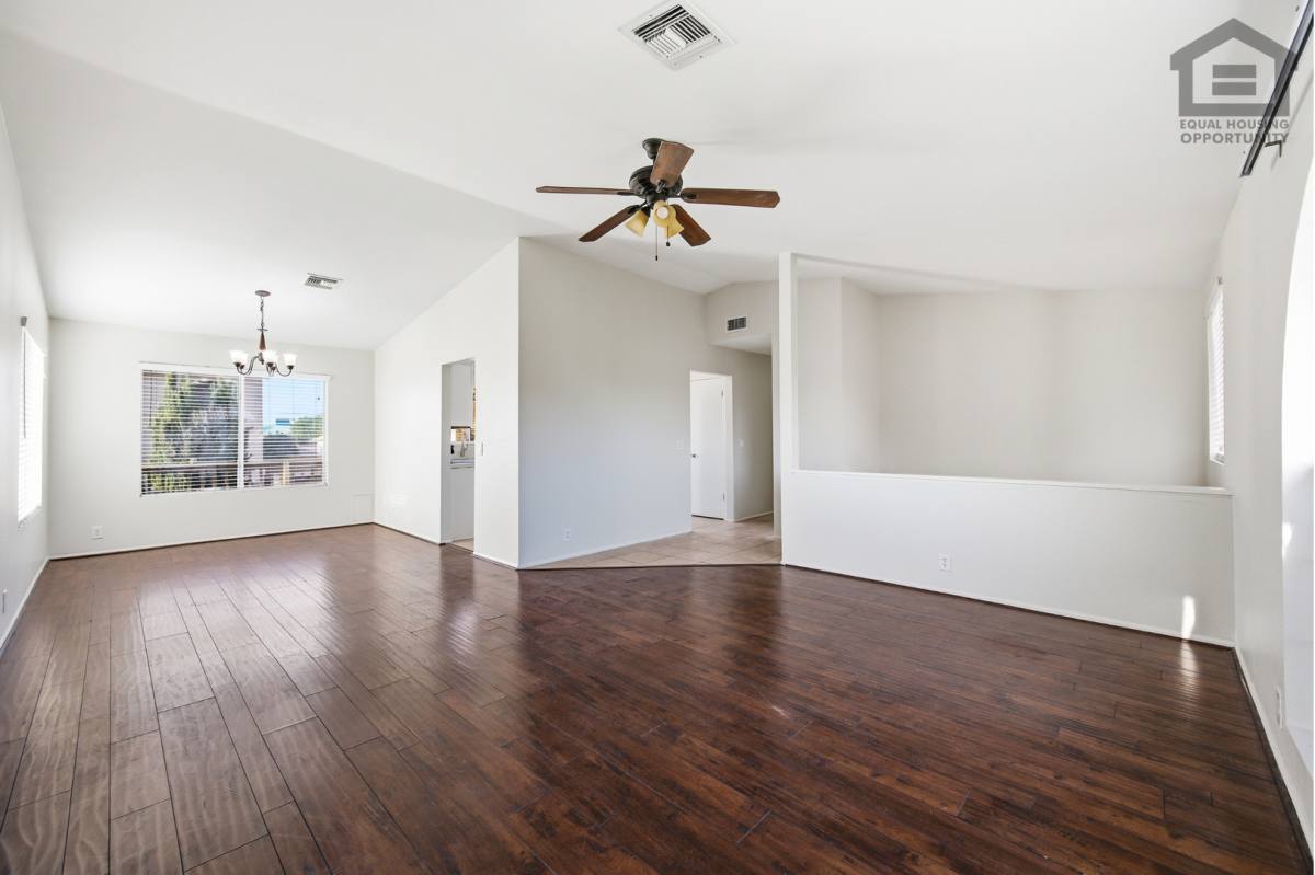 House for rent at 7202 W Corrine Dr, Peoria, AZ 85381