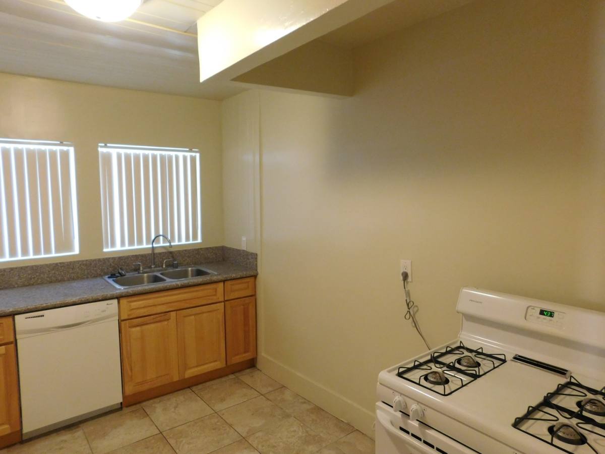 Apartment for rent at 1250 E Villa St, Pasadena, CA 91106