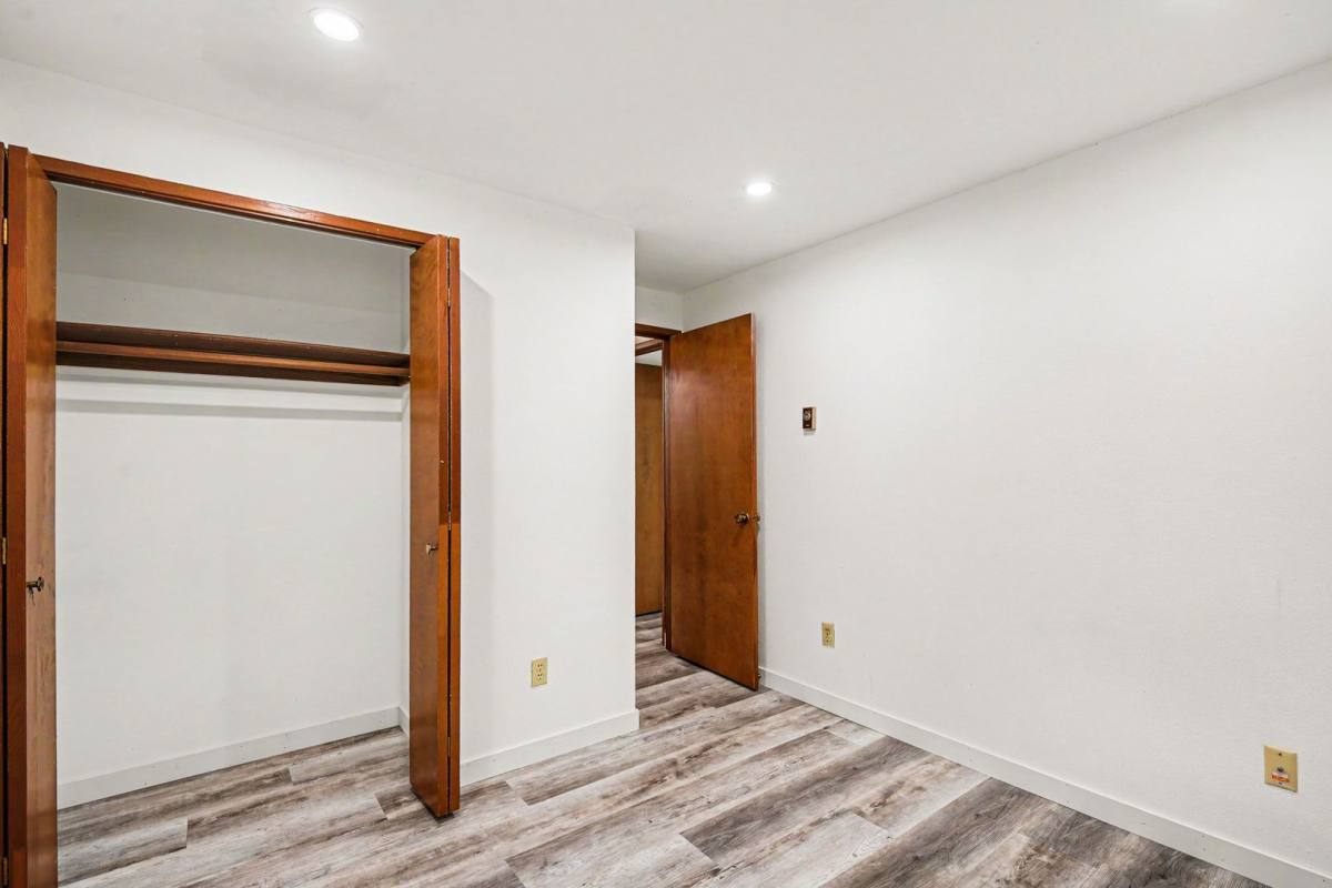 Condo for rent at 7573 Old Redmond Rd, Redmond, WA 98052