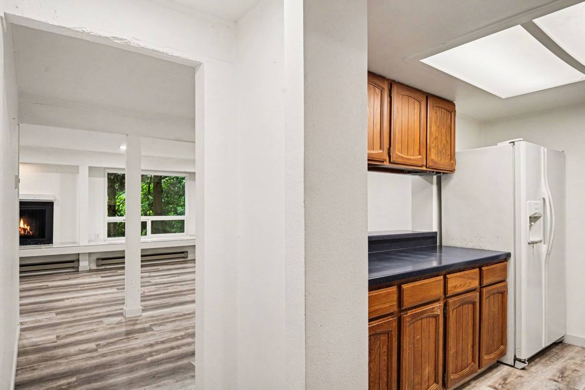 Condo for rent at 7573 Old Redmond Rd, Redmond, WA 98052