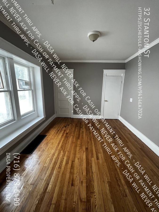 House for rent at 32 Stanton St, Rochester, NY 14611