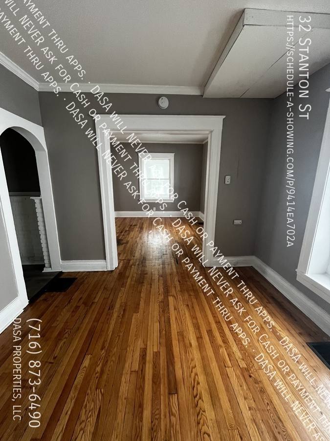 House for rent at 32 Stanton St, Rochester, NY 14611