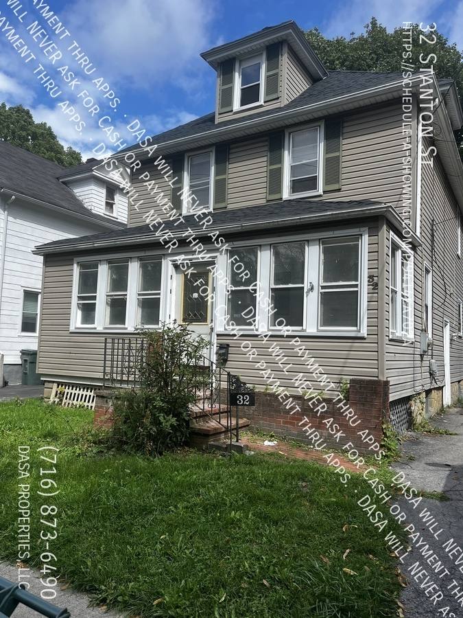 House for rent at 32 Stanton St, Rochester, NY 14611