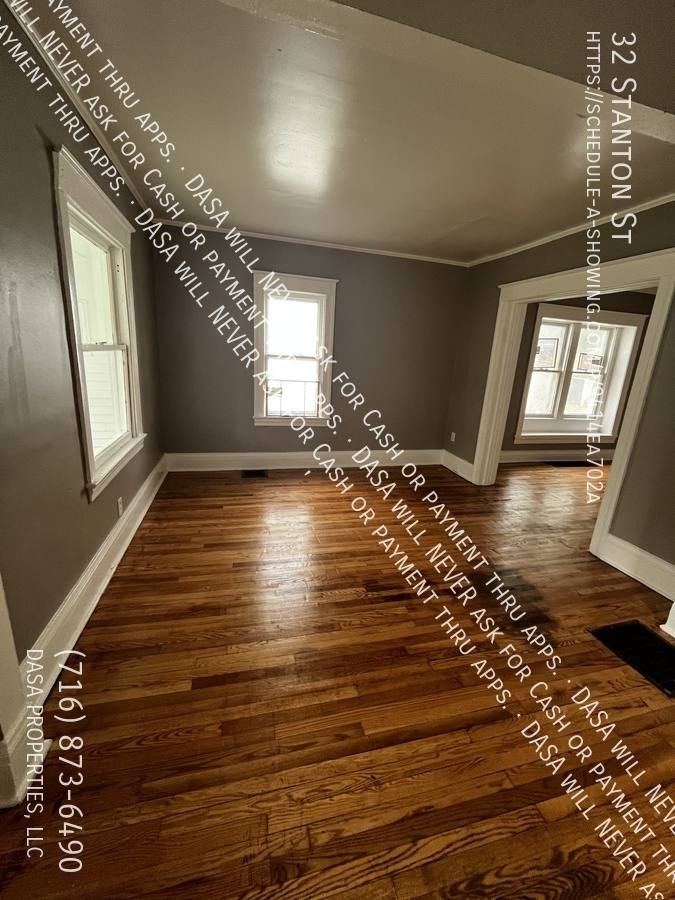 House for rent at 32 Stanton St, Rochester, NY 14611