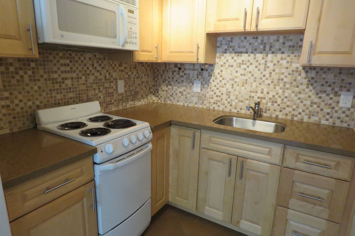 Apartment for rent at 1343 4th Ave, San Francisco, CA 94122