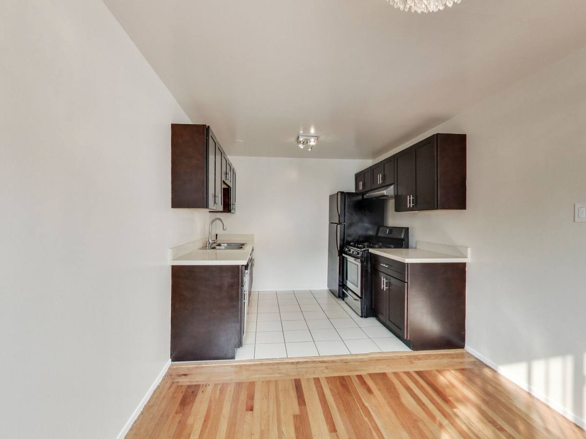 Apartment for rent at 1220 Hayes St #1, San Francisco, CA 94117