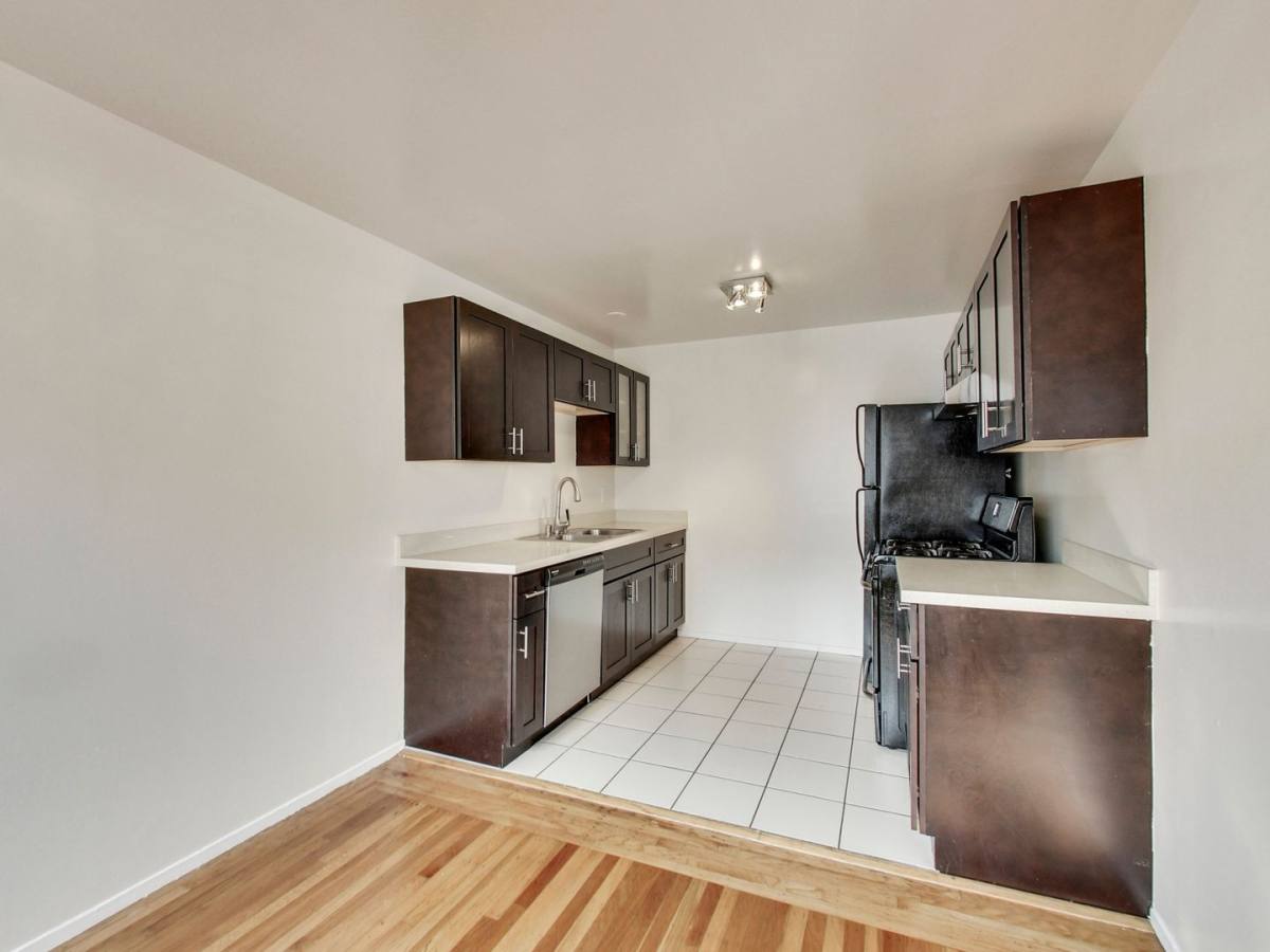 Apartment for rent at 1220 Hayes St #1, San Francisco, CA 94117
