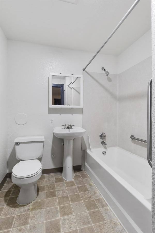 Apartment for rent at 247 Tacoma Ave S #3, Tacoma, WA 98402