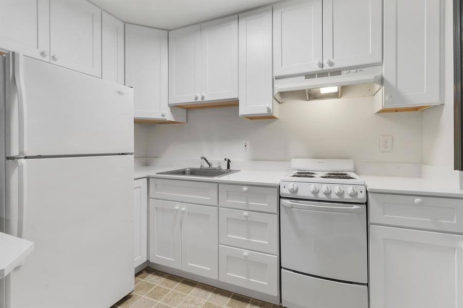 Apartment for rent at 247 Tacoma Ave S #3, Tacoma, WA 98402