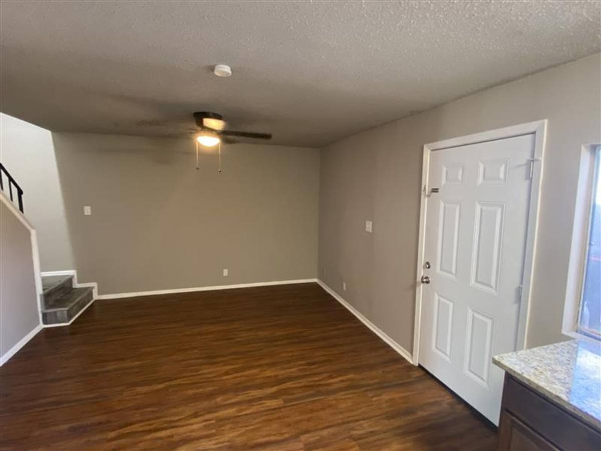 Townhouse for rent at 1208 Churing, San Antonio, TX 78245