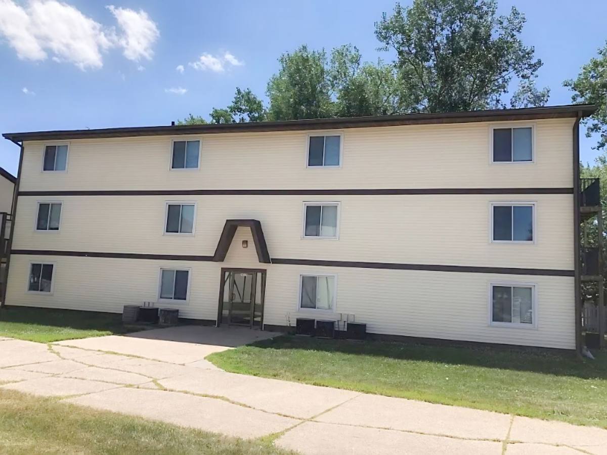 Apartment for rent at 2017 NW Hickory Lane, Ankeny, IA 50023