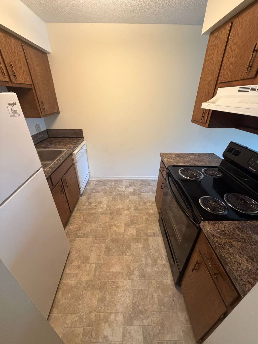 Apartment for rent at 2017 NW Hickory Lane, Ankeny, IA 50023
