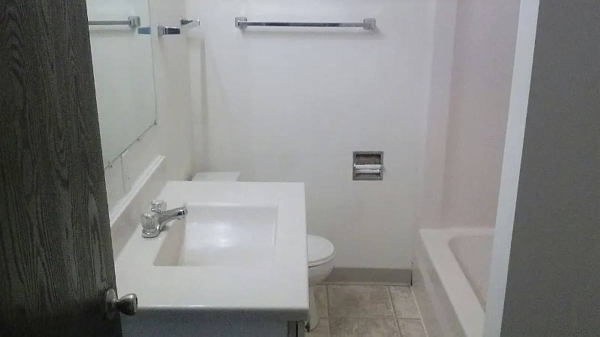 Apartment for rent at 2017 NW Hickory Lane, Ankeny, IA 50023