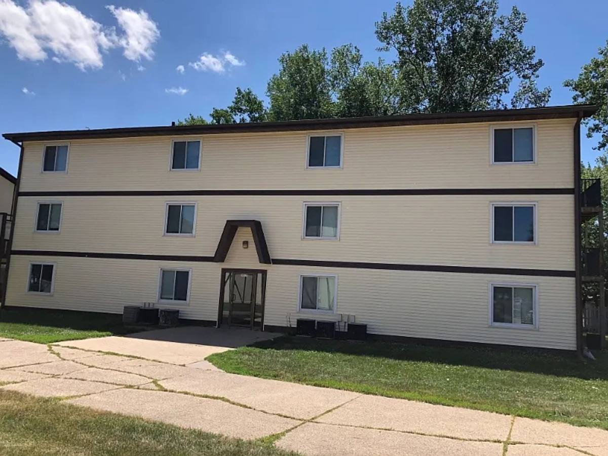 Apartment for rent at 2017 NW Hickory Lane, Ankeny, IA 50023