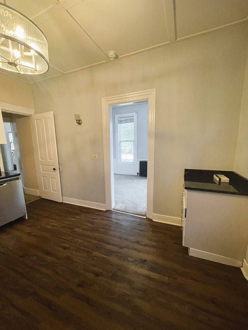 Apartment for rent at 401 S Division St, Ann Arbor, MI 48104