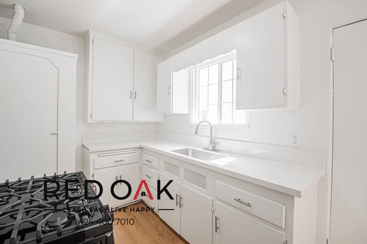 Condo for rent at 2417 W Vernon Ave #2421 1 2, Los Angeles, CA 90008