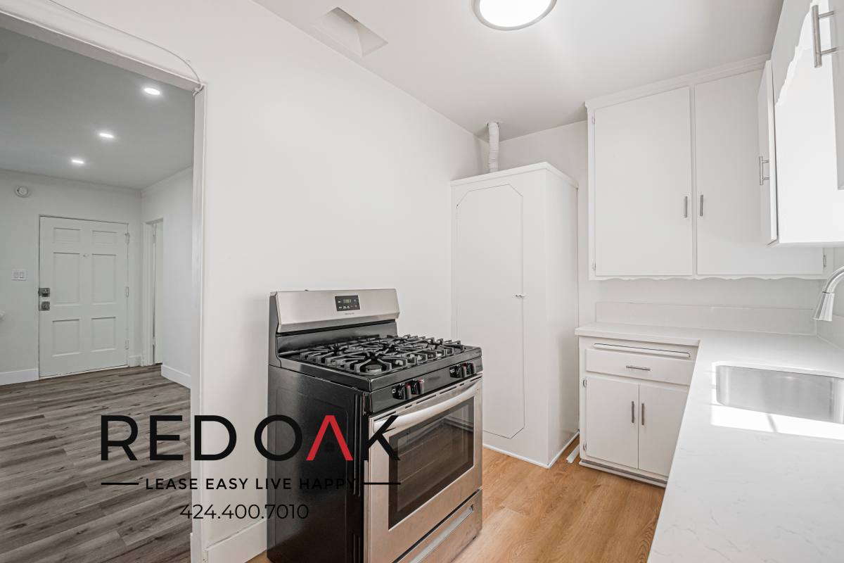 Condo for rent at 2417 W Vernon Ave #2421 1 2, Los Angeles, CA 90008