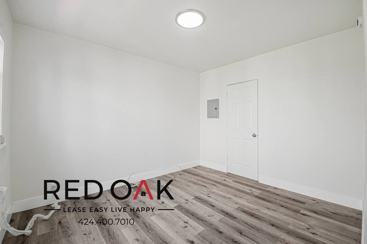 Condo for rent at 2417 W Vernon Ave #2421 1 2, Los Angeles, CA 90008