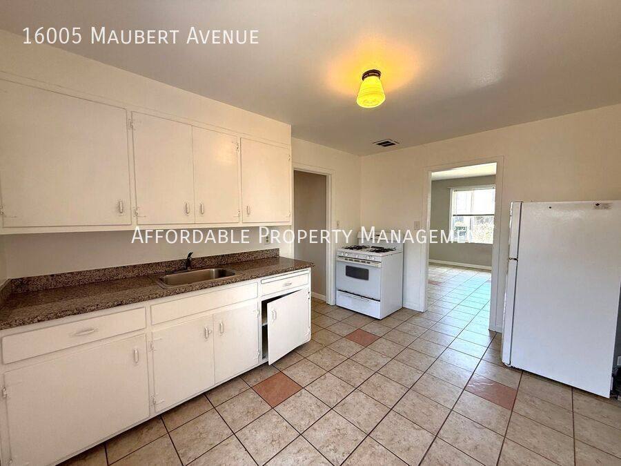 Apartment for rent at 16005 Maubert Ave, San Leandro, CA 94578