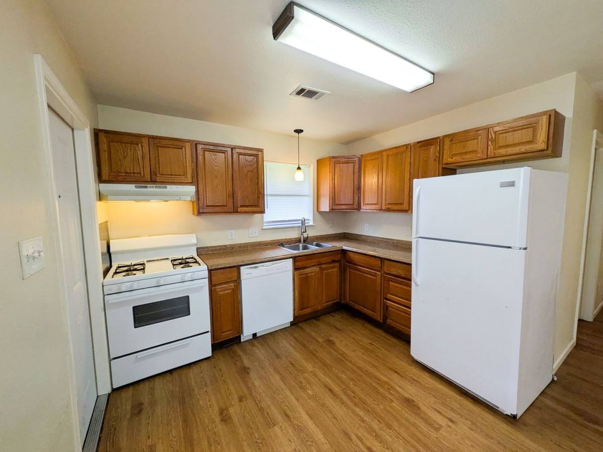 Apartment for rent at 2340 Wise St, Bridge City, TX 77611
