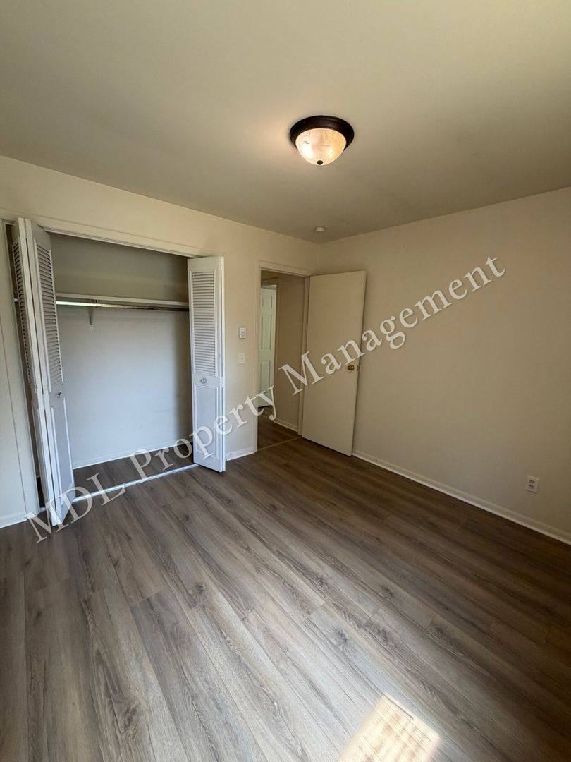 Apartment for rent at 1850 Squire Dr, Saginaw, MI 48601