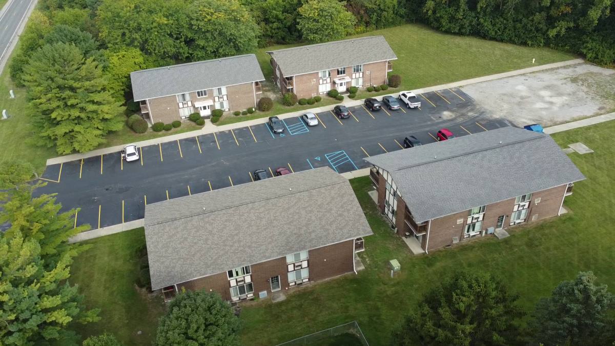 Apartment for rent at 1850 Squire Dr, Saginaw, MI 48601