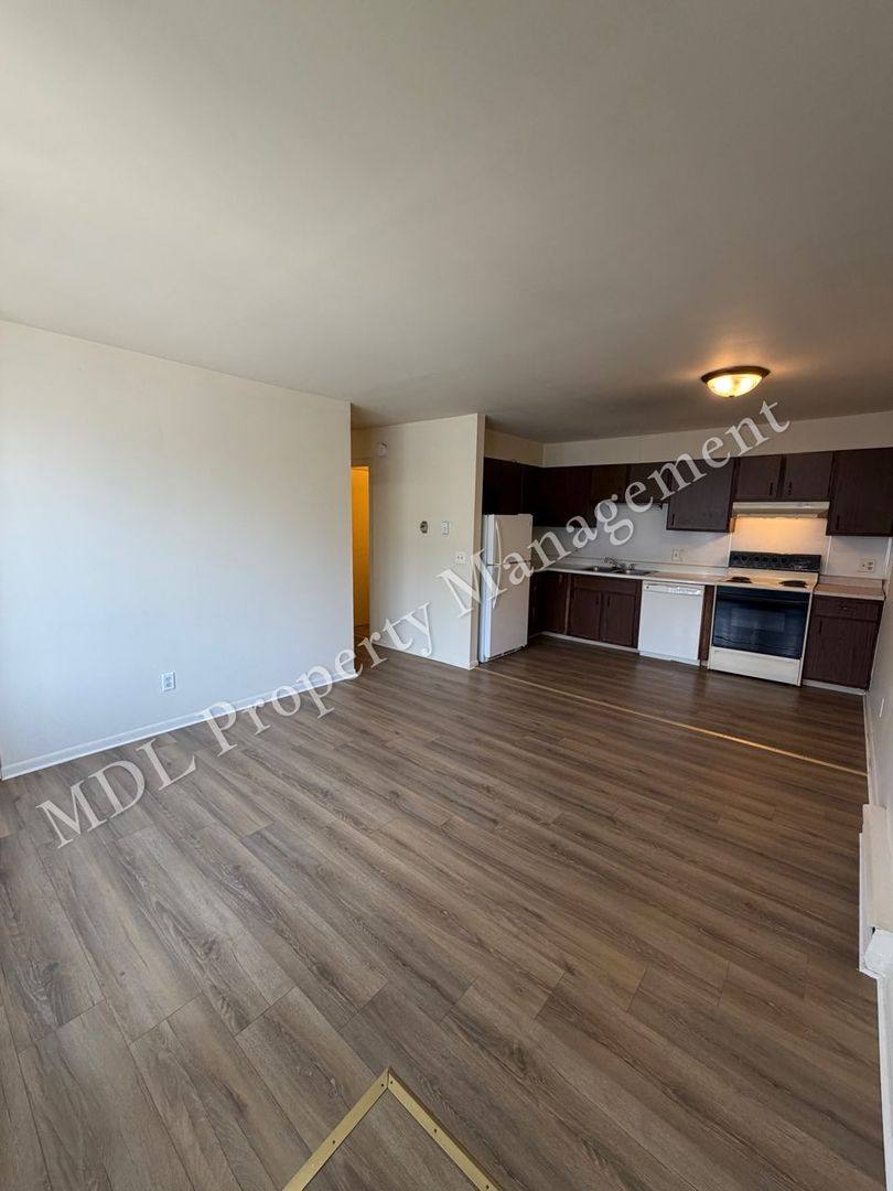 Apartment for rent at 1850 Squire Dr, Saginaw, MI 48601