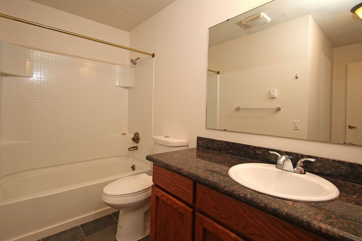 Apartment for rent at 5631 California Ave SW, Seattle, WA 98136