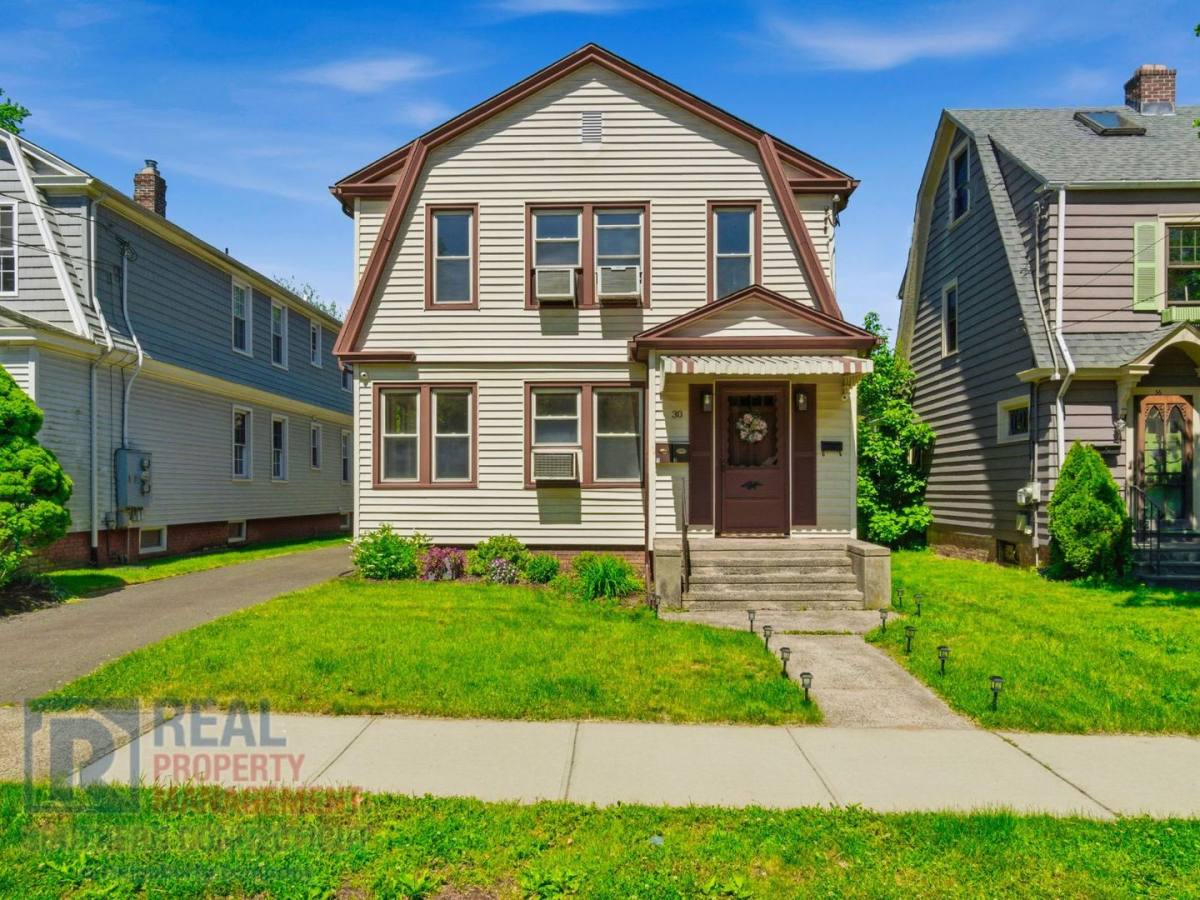 Apartment for rent at 30 Coram St, Hamden, CT 06517