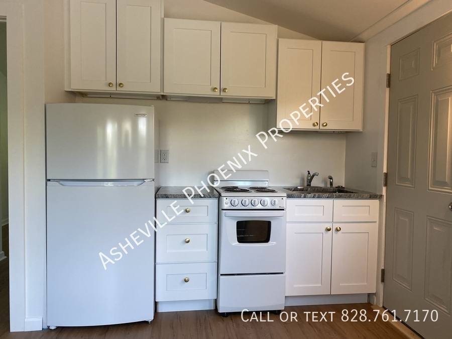 Apartment for rent at 25 Howland Rd #R 21A, Asheville, NC 28804