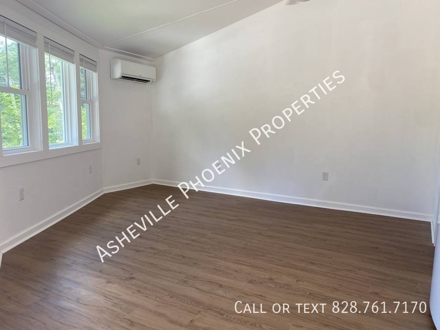 Apartment for rent at 25 Howland Rd #R 21A, Asheville, NC 28804
