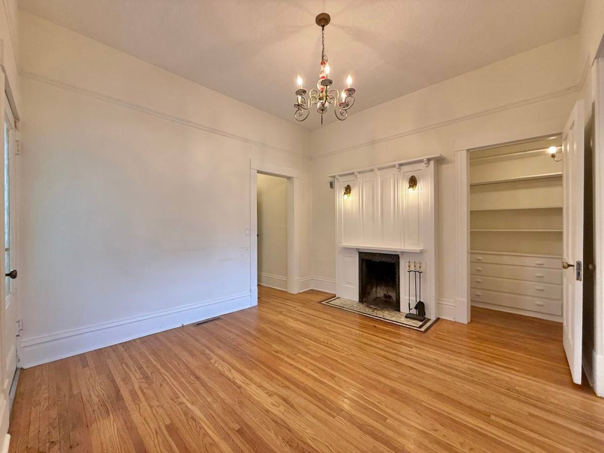 Apartment for rent at 1715 W Pacific Ave #1, Spokane, WA 99201