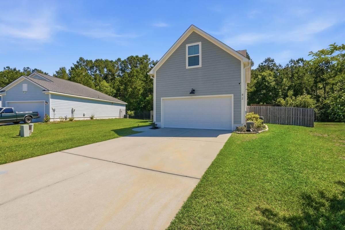 House for rent at 42 Rimmon Court, Richmond Hill, GA 31324