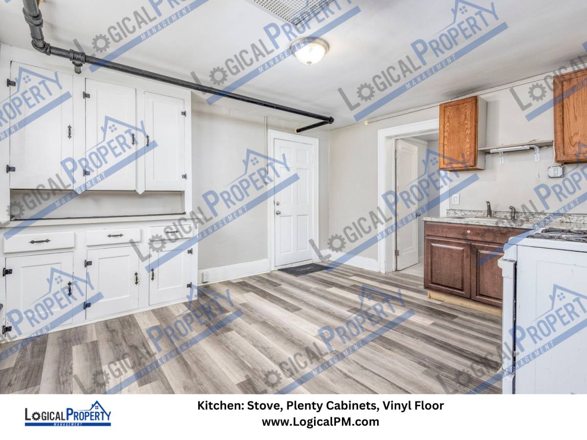 Apartment for rent at 6225 Middlesex St #5, Dearborn, MI 48126