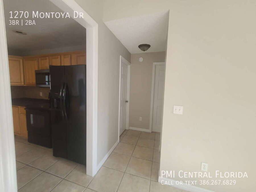House for rent at 1270 Montoya Dr, Deltona, FL 32738