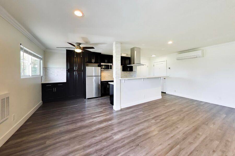 Townhouse for rent at 1662 Hollenbeck Ave #19, Sunnyvale, CA 94087