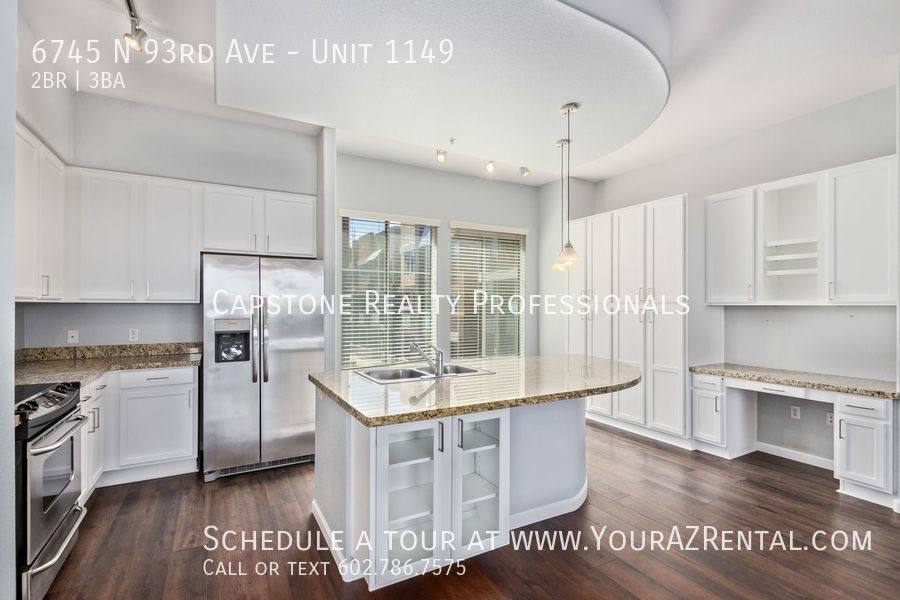 Townhouse for rent at 6745 N 93rd Ave #1149, Glendale, AZ 85305