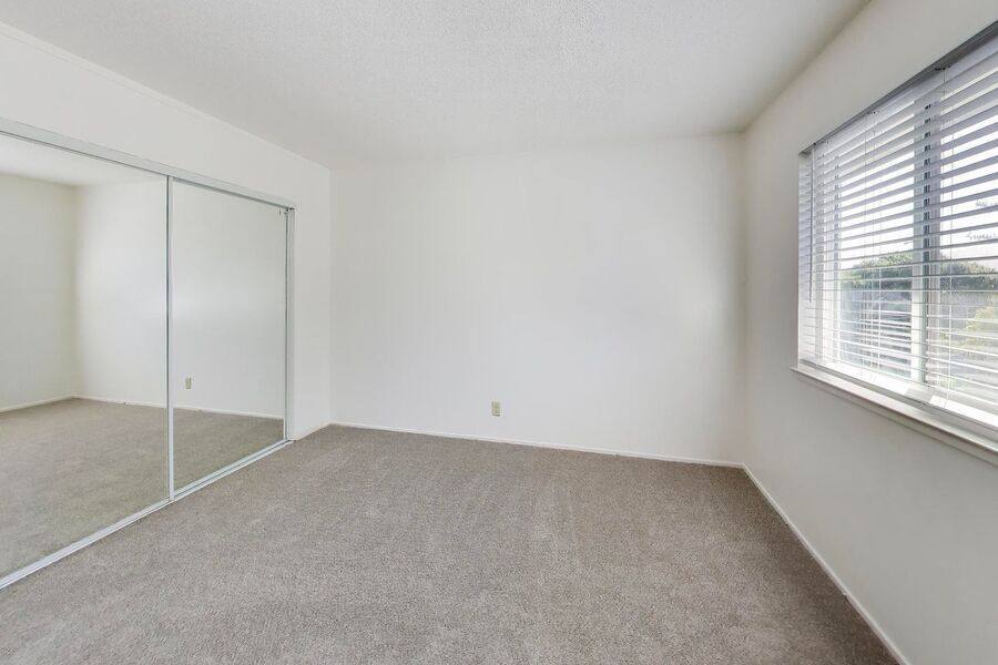 Apartment for rent at 671 Vernon St #302, Oakland, CA 94610