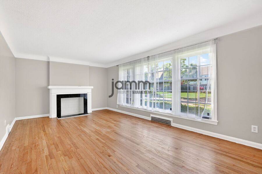 Apartment for rent at 19239 Winslow Rd, Beachwood, OH 44122