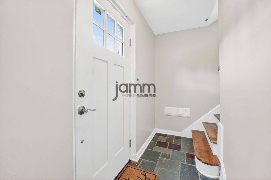 Apartment for rent at 19239 Winslow Rd, Beachwood, OH 44122