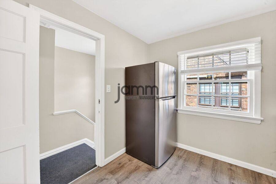 Apartment for rent at 19239 Winslow Rd, Beachwood, OH 44122