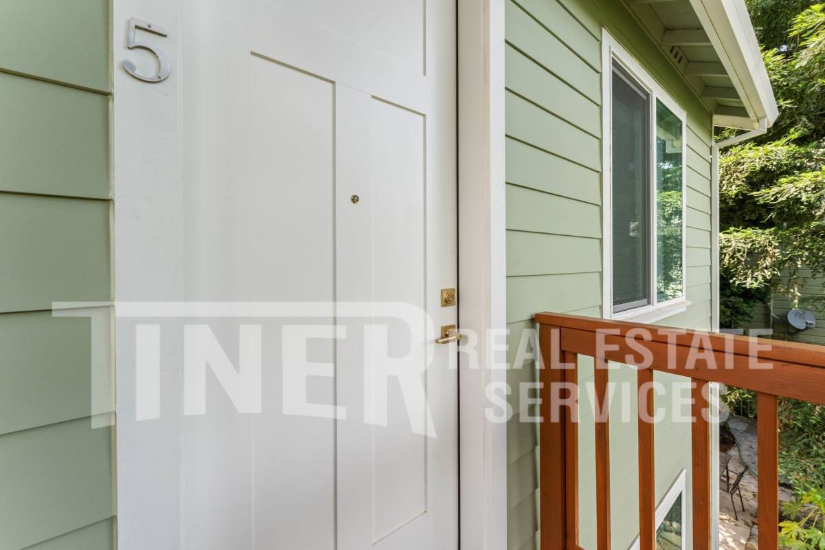 Apartment for rent at 1314 Q St #5, Sacramento, CA 95811