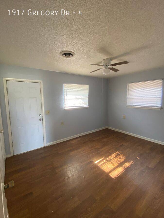 Apartment for rent at 1917 Gregory Dr #4, Amarillo, TX 79106
