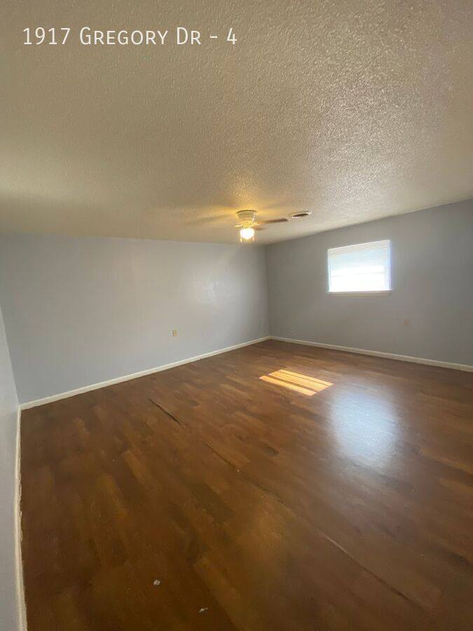 Apartment for rent at 1917 Gregory Dr #4, Amarillo, TX 79106