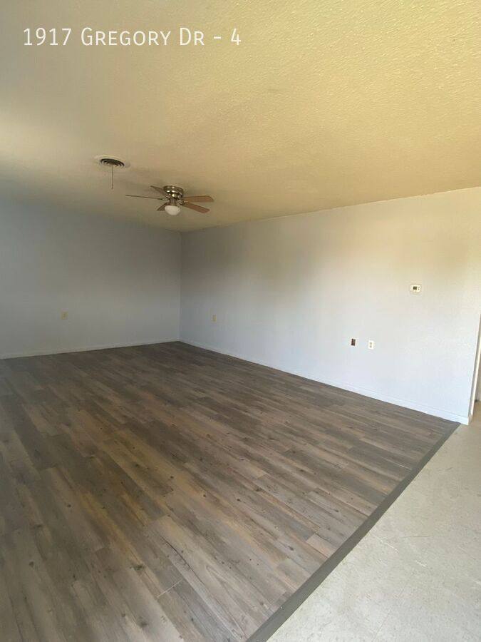 Apartment for rent at 1917 Gregory Dr #4, Amarillo, TX 79106