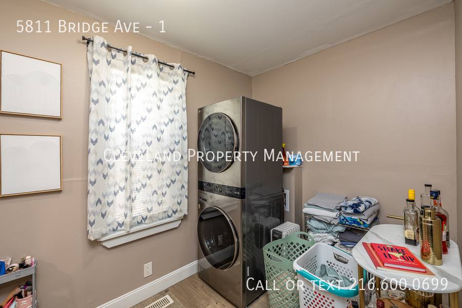 Apartment for rent at 5811 Bridge Ave #1, Cleveland, OH 44102