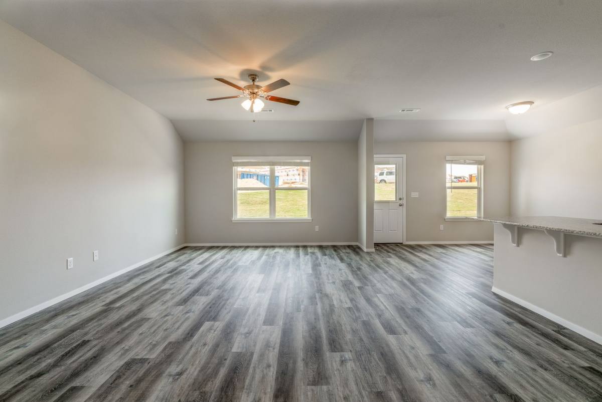 House for rent at 529 Woodcreek Loop, Lowell, AR 72745